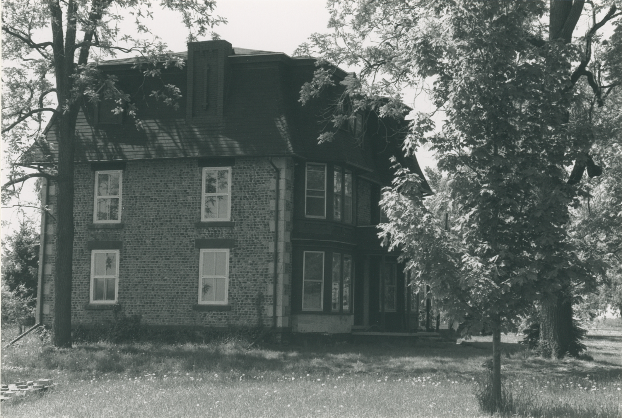 Gal-3 790 Gansz Rd 2